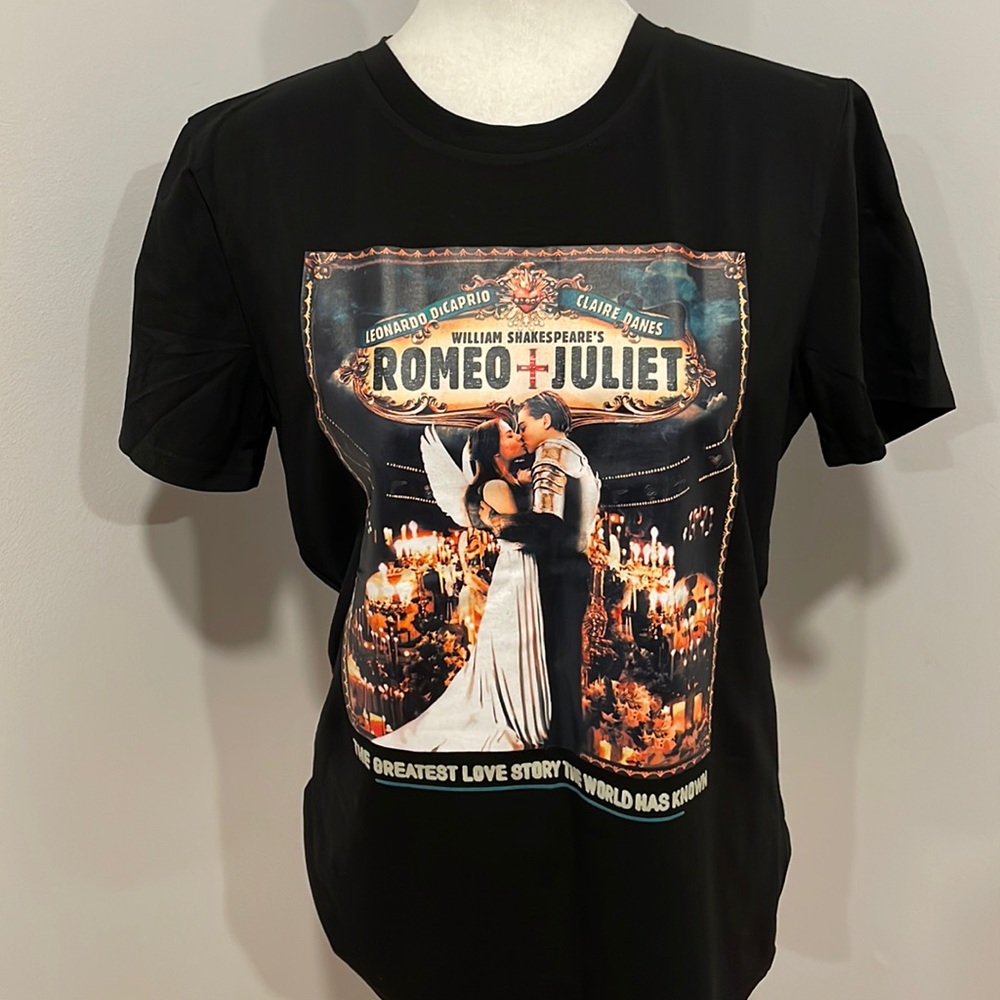Romeo + Juliet Graphic Tee